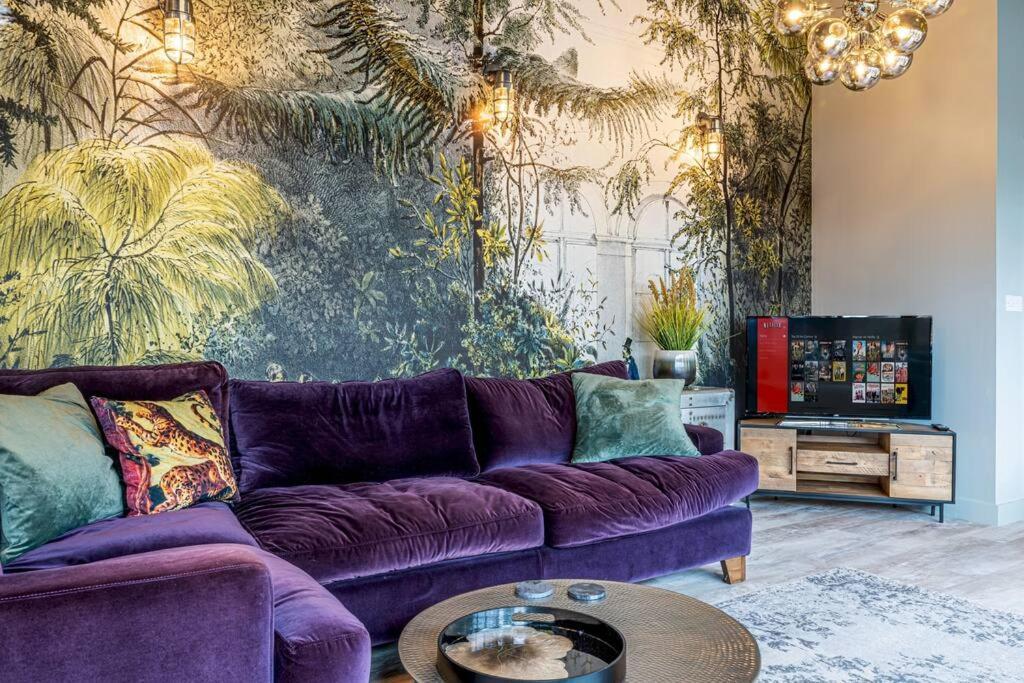 Style & Opulence In Georgian Chapel W Parking Apartment Bath Exterior photo